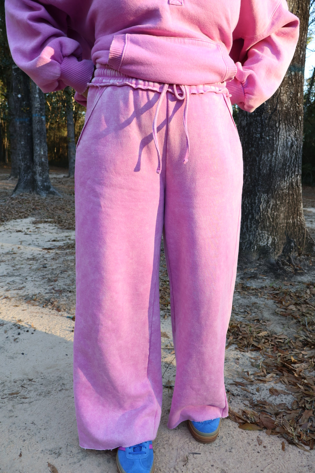 Sadie Acid Wash Fleece Palazzo Sweatpants | Bright Mauve