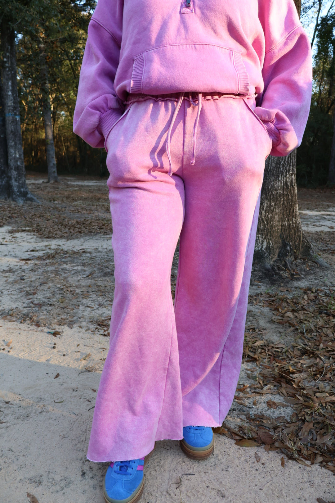 Sadie Acid Wash Fleece Palazzo Sweatpants | Bright Mauve
